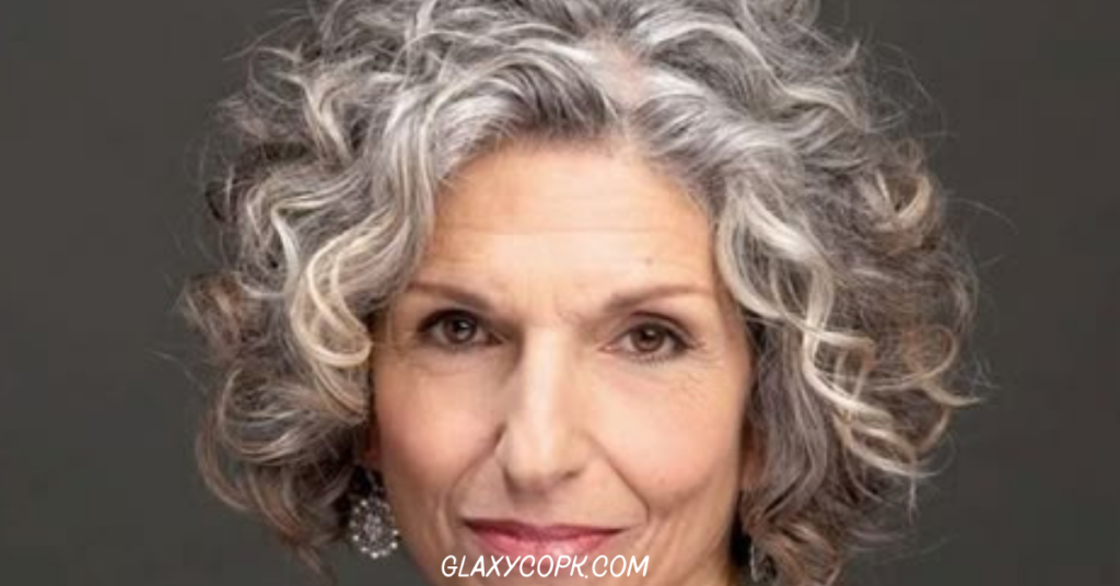 trendy-wavy-hairstyles-for-women-over-50