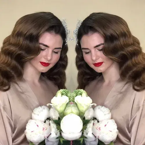 Classic Hollywood Curls